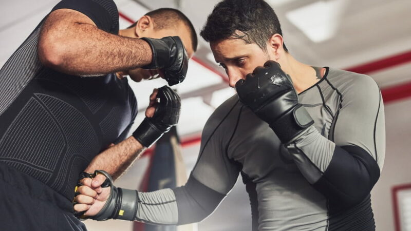 Les sports de combat complémentaires à la boxe : élargir ses compétences et booster sa progression