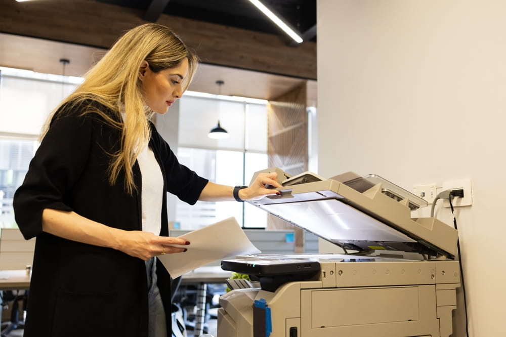 Photocopieur professionnel d’occasion : quels critères vérifier avant d’acheter ?